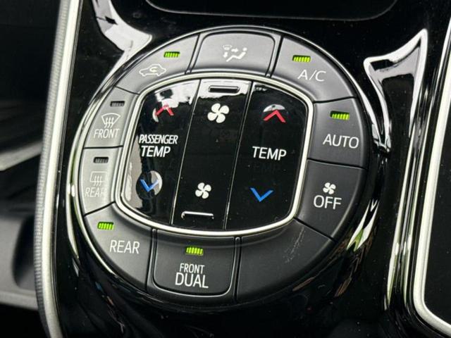 エスクァイア Gi 新品タイヤ/モデリスタエアロ/保証書/純正 9インチ SDナビ/両側電動スライドドア/シートヒーター/シート ハーフレザー/ドライブレコーダー 社外/ヘッドランプ HID/Bluetooth接続(31枚目)