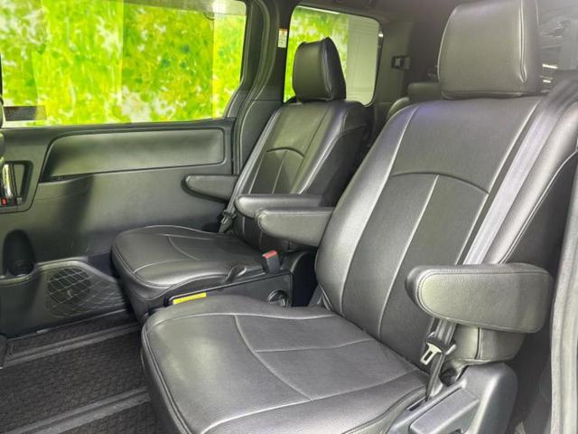 ヴォクシー ハイブリッドZSキラメキ2 新品タイヤ/保証書/社外 9インチ SDナビ/フリップダウンモニター 社外 10.2インチ/衝突安全装置/両側電動スライドドア/シートヒーター 前席/車線逸脱防止支援システム 衝突被害軽減システム(8枚目)