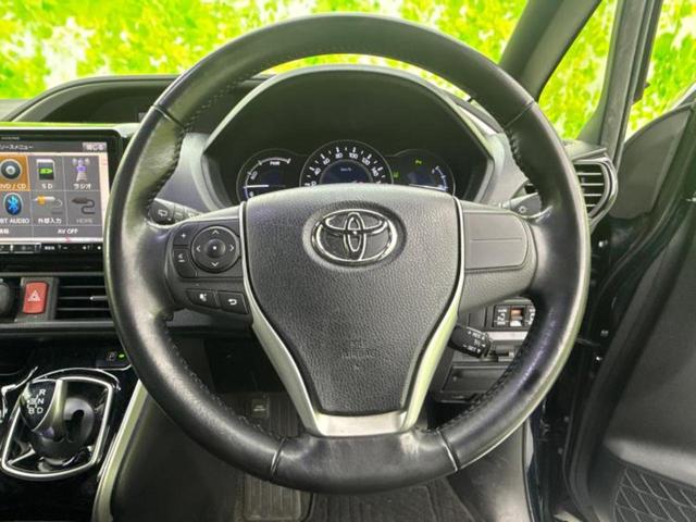 ヴォクシー ハイブリッドZSキラメキ2 新品タイヤ/保証書/社外 9インチ SDナビ/フリップダウンモニター 社外 10.2インチ/衝突安全装置/両側電動スライドドア/シートヒーター 前席/車線逸脱防止支援システム 衝突被害軽減システム(14枚目)