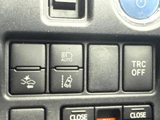 ヴォクシー ハイブリッドZSキラメキ2 新品タイヤ/保証書/社外 9インチ SDナビ/フリップダウンモニター 社外 10.2インチ/衝突安全装置/両側電動スライドドア/シートヒーター 前席/車線逸脱防止支援システム 衝突被害軽減システム(28枚目)