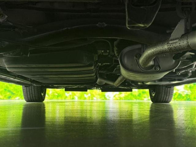 ヴォクシー ハイブリッドZSキラメキ2 新品タイヤ/保証書/社外 9インチ SDナビ/フリップダウンモニター 社外 10.2インチ/衝突安全装置/両側電動スライドドア/シートヒーター 前席/車線逸脱防止支援システム 衝突被害軽減システム(46枚目)