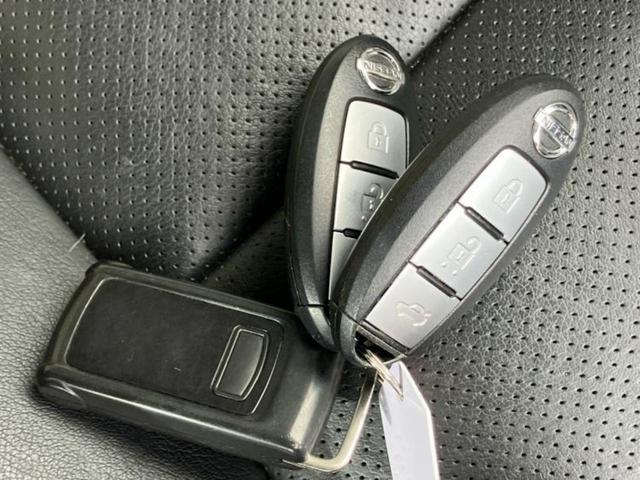 ティアナ XVナビAVMパッケージ 保証書/純正 SDナビ/エマージェンシーブレーキ/エアーシート 前席/アラウンドビューモニター/シート フルレザー/パーキングアシスト バックガイド/ヘッドランプ HID/ETC 革シート 電動シート(30枚目)