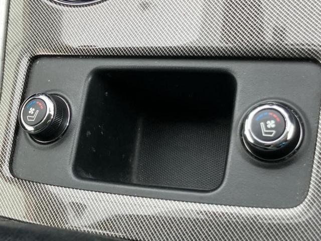 ティアナ XVナビAVMパッケージ 保証書/純正 SDナビ/エマージェンシーブレーキ/エアーシート 前席/アラウンドビューモニター/シート フルレザー/パーキングアシスト バックガイド/ヘッドランプ HID/ETC 革シート 電動シート(31枚目)