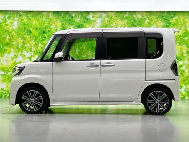 【ＷＥＣＡＲＳ】豊富な在庫を大画面モニターで検索可能！オプション装備や内装、タイヤの状態など細部まで御覧頂けます♪詳細はお気軽にスタッフまでお問合せ下さい。