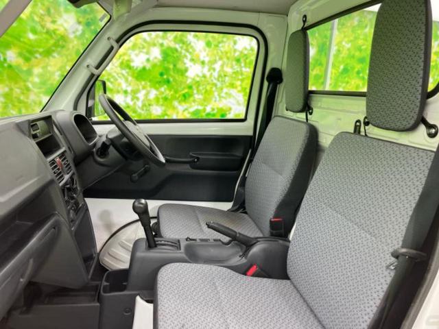 キャリイトラック 4WD KC 新品タイヤ/保証書/セーフティサポート(スズキ)/アイドリングストップ/エアバッグ 運転席/エアバッグ 助手席/衝突安全ボディ/オートライト/マニュアルエアコン/取扱説明書/ユーザー買取車 4WD(5枚目)