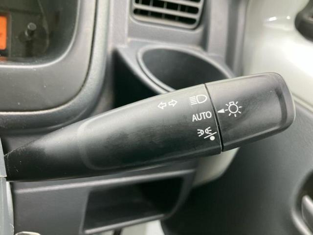 キャリイトラック 4WD KC 新品タイヤ/保証書/セーフティサポート(スズキ)/アイドリングストップ/エアバッグ 運転席/エアバッグ 助手席/衝突安全ボディ/オートライト/マニュアルエアコン/取扱説明書/ユーザー買取車 4WD(12枚目)