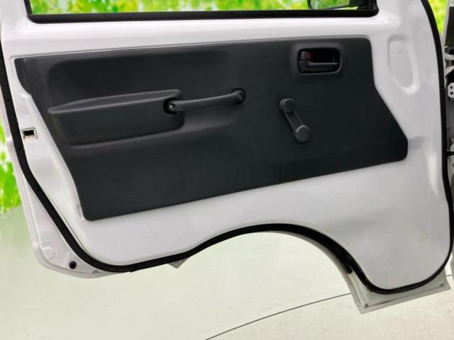 キャリイトラック 4WD KC 新品タイヤ/保証書/セーフティサポート(スズキ)/アイドリングストップ/エアバッグ 運転席/エアバッグ 助手席/衝突安全ボディ/オートライト/マニュアルエアコン/取扱説明書/ユーザー買取車 4WD(19枚目)