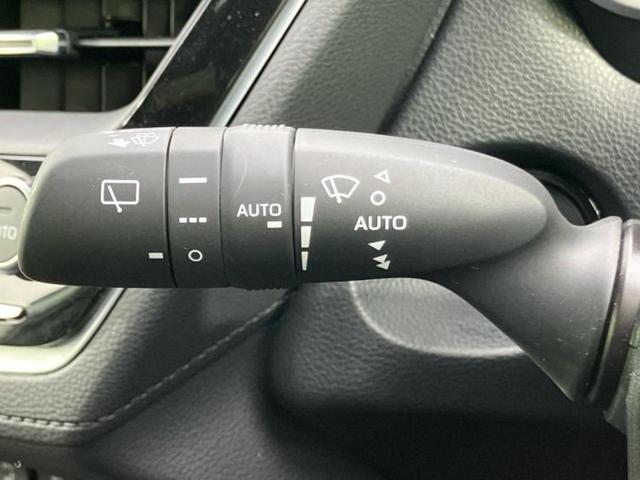 カローラクロス ハイブリッドZ 保証書/ディスプレイオーディオ+ナビ11インチ/トヨタセーフティセンス/シートヒーター/パノラミックビューモニター/車線逸脱防止支援システム/シート ハーフレザー/電動バックドア 衝突被害軽減システム(17枚目)