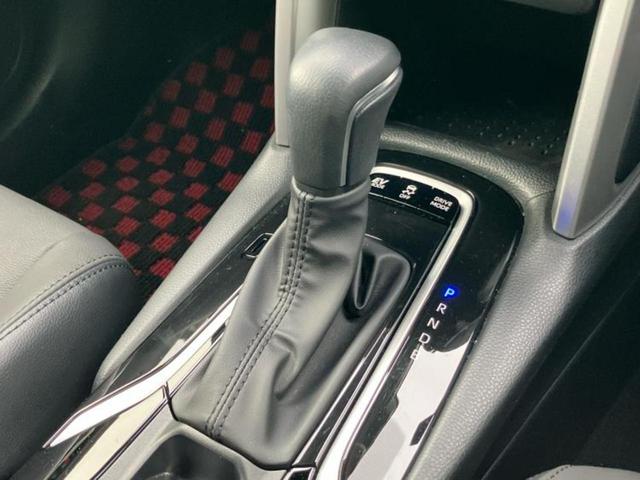 カローラクロス ハイブリッドZ 保証書/ディスプレイオーディオ+ナビ11インチ/トヨタセーフティセンス/シートヒーター/パノラミックビューモニター/車線逸脱防止支援システム/シート ハーフレザー/電動バックドア 衝突被害軽減システム(18枚目)