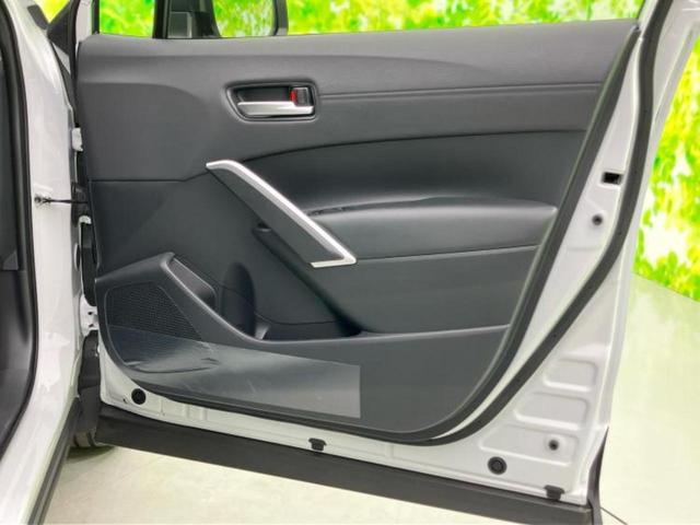 カローラクロス ハイブリッドZ 保証書/ディスプレイオーディオ+ナビ11インチ/トヨタセーフティセンス/シートヒーター/パノラミックビューモニター/車線逸脱防止支援システム/シート ハーフレザー/電動バックドア 衝突被害軽減システム(20枚目)