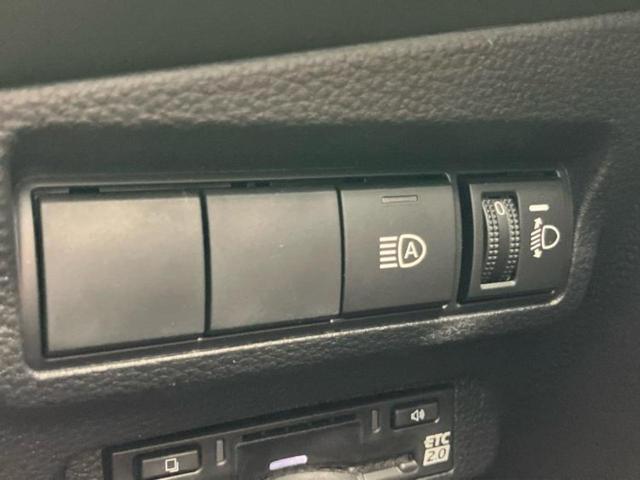 カローラクロス ハイブリッドZ 保証書/ディスプレイオーディオ+ナビ11インチ/トヨタセーフティセンス/シートヒーター/パノラミックビューモニター/車線逸脱防止支援システム/シート ハーフレザー/電動バックドア 衝突被害軽減システム(28枚目)