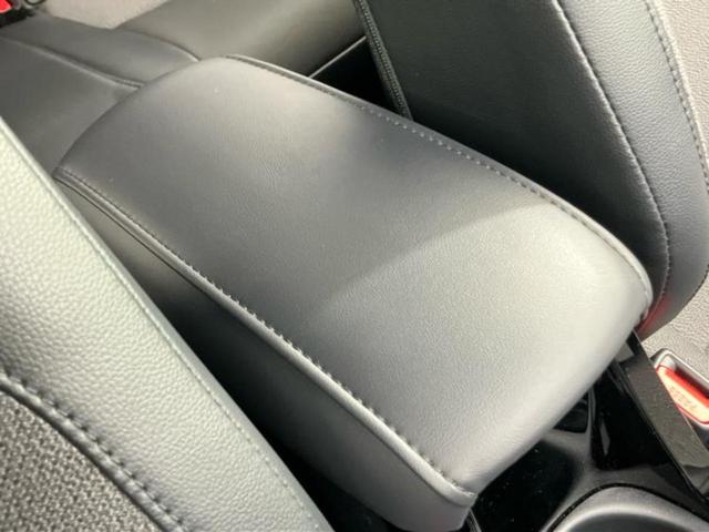 カローラクロス ハイブリッドZ 保証書/ディスプレイオーディオ+ナビ11インチ/トヨタセーフティセンス/シートヒーター/パノラミックビューモニター/車線逸脱防止支援システム/シート ハーフレザー/電動バックドア 衝突被害軽減システム(36枚目)