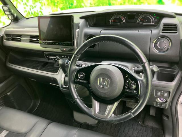 N-BOXカスタム L・ターボスタイルプラスブラック 新品タイヤ/保証書/純正 9インチ SDナビ/衝突安全装置/両側電動スライドドア/シートヒーター/車線逸脱防止支援システム/シート ハーフレザー/ヘッドランプ LED/Bluetooth接続 ターボ(4枚目)