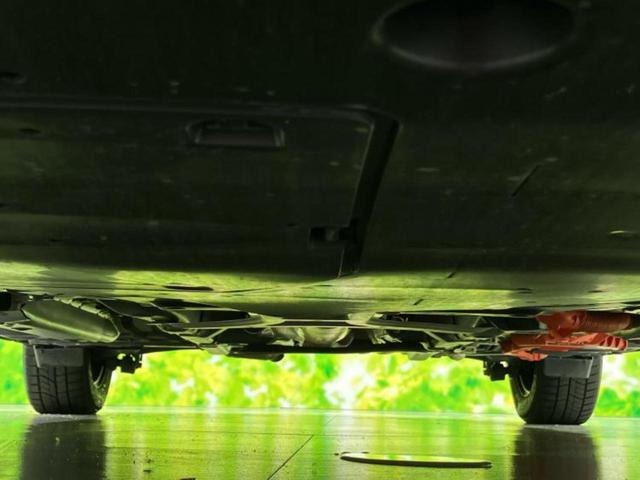 シエンタ ハイブリッドＺ　新品タイヤ／保証書／純正　ＳＤナビ／衝突安全装置／両側電動スライドドア／シートヒーター　前席／パノラミックビューモニター／車線逸脱防止支援システム／パーキングアシスト　バックガイド　全周囲カメラ（48枚目）