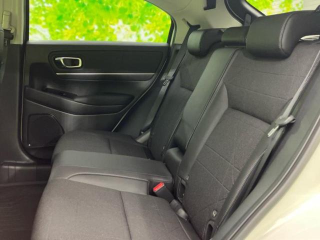 ヴェゼル ｅＨＥＶ　Ｚ　保証書／純正　９インチ　ＳＤナビ／衝突安全装置／シートヒーター／車線逸脱防止支援システム／シート　ハーフレザー／電動バックドア／ヘッドランプ　ＬＥＤ／ＥＴＣ／ＥＢＤ付ＡＢＳ／横滑り防止装置（7枚目）