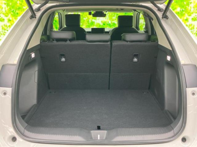 ヴェゼル ｅＨＥＶ　Ｚ　保証書／純正　９インチ　ＳＤナビ／衝突安全装置／シートヒーター／車線逸脱防止支援システム／シート　ハーフレザー／電動バックドア／ヘッドランプ　ＬＥＤ／ＥＴＣ／ＥＢＤ付ＡＢＳ／横滑り防止装置（8枚目）