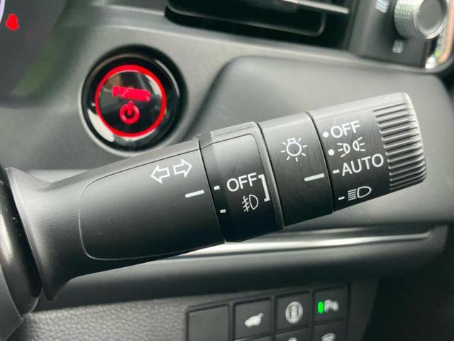 ヴェゼル ｅＨＥＶ　Ｚ　保証書／純正　９インチ　ＳＤナビ／衝突安全装置／シートヒーター／車線逸脱防止支援システム／シート　ハーフレザー／電動バックドア／ヘッドランプ　ＬＥＤ／ＥＴＣ／ＥＢＤ付ＡＢＳ／横滑り防止装置（16枚目）