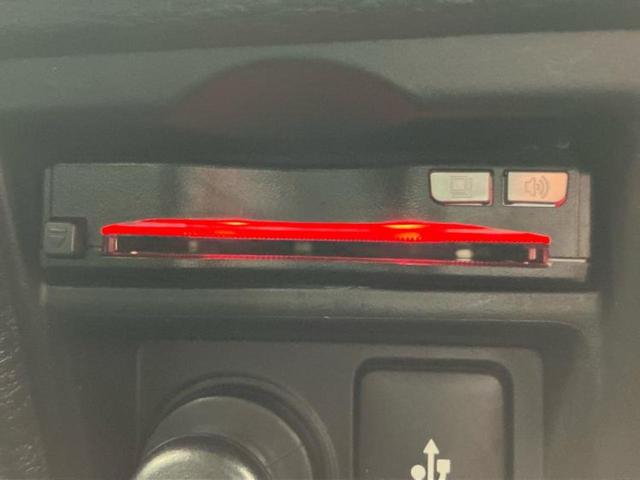 デリカD:5 4WD P 保証書/純正 10インチ SDナビ/イーアシスト(ミツビシ)/両側電動スライドドア/シートヒーター 前席/マルチアラウンドモニター/車線逸脱防止支援システム/電動バックドア/ドライブレコーダー 純正(18枚目)