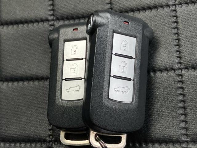 デリカD:5 4WD P 保証書/純正 10インチ SDナビ/イーアシスト(ミツビシ)/両側電動スライドドア/シートヒーター 前席/マルチアラウンドモニター/車線逸脱防止支援システム/電動バックドア/ドライブレコーダー 純正(33枚目)