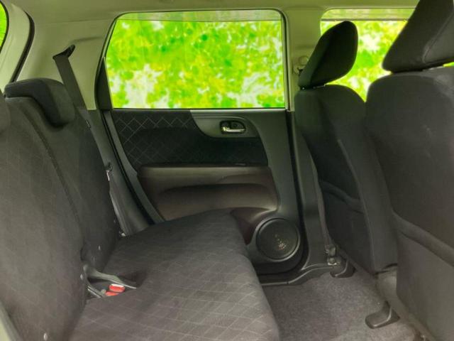 Ｎ－ＯＮＥ プレミアムツアラー・Ｌパッケージ　ディスプレイオーディオ／パーキングアシスト　バックガイド／ヘッドランプ　ＨＩＤ／ＥＴＣ／ＡＢＳ／横滑り防止装置／クルーズコントロール／バックモニター／エアバッグ　運転席　バックカメラ　パークアシスト（5枚目）