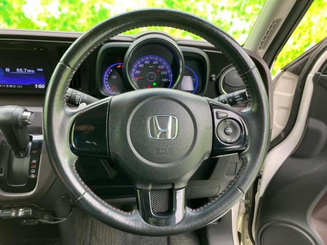 Ｎ－ＯＮＥ プレミアムツアラー・Ｌパッケージ　ディスプレイオーディオ／パーキングアシスト　バックガイド／ヘッドランプ　ＨＩＤ／ＥＴＣ／ＡＢＳ／横滑り防止装置／クルーズコントロール／バックモニター／エアバッグ　運転席　バックカメラ　パークアシスト（13枚目）