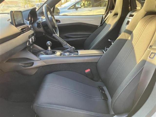 ロードスター Ｓスペシャルパッケージ　ＢＯＳＥ／保証書／純正　ＳＤナビ／アイアクティブセンス（マツダ）／シートヒーター　前席／車線逸脱防止支援システム／ヘッドランプ　ＬＥＤ／ＥＴＣ／ＥＢＤ付ＡＢＳ／横滑り防止装置／バックモニター（5枚目）