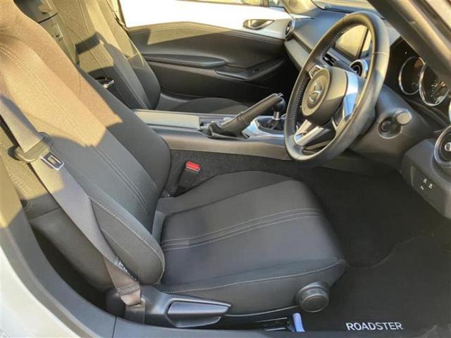 ロードスター Ｓスペシャルパッケージ　ＢＯＳＥ／保証書／純正　ＳＤナビ／アイアクティブセンス（マツダ）／シートヒーター　前席／車線逸脱防止支援システム／ヘッドランプ　ＬＥＤ／ＥＴＣ／ＥＢＤ付ＡＢＳ／横滑り防止装置／バックモニター（6枚目）