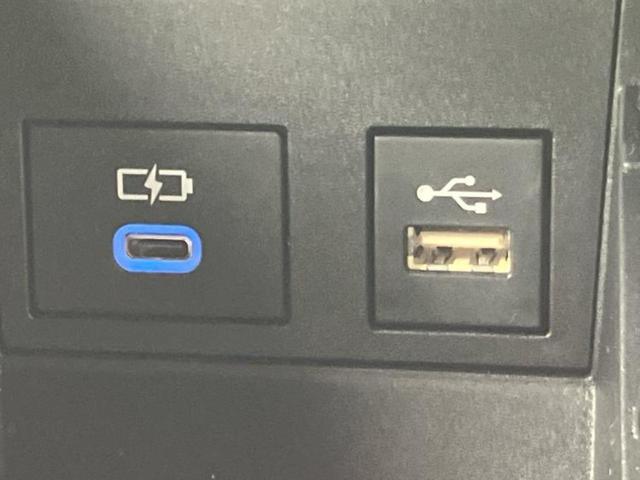 ヴォクシー ハイブリッドＳ－Ｚ　モデリスタエアロ／保証書／ディスプレイオーディオ＋ナビ１０．５インチ／フリップダウンモニター　純正　１４インチ／デジタルインナーミラー／トヨタセーフティセンス／両側電動スライドドア　全周囲カメラ（37枚目）