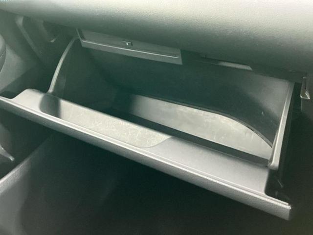 ヴォクシー ハイブリッドＳ－Ｚ　モデリスタエアロ／保証書／ディスプレイオーディオ＋ナビ１０．５インチ／フリップダウンモニター　純正　１４インチ／デジタルインナーミラー／トヨタセーフティセンス／両側電動スライドドア　全周囲カメラ（42枚目）