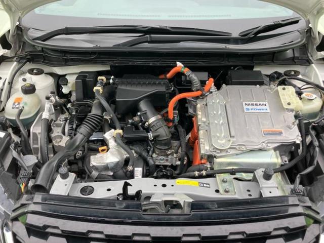 キックス X 新品タイヤ/保証書/純正 9インチ メモリーナビ/インテリジェントルームミラー/エマージェンシーブレーキ/アラウンドビューモニター/車線逸脱防止支援システム/プロパイロット/ドライブレコーダー 純正(42枚目)