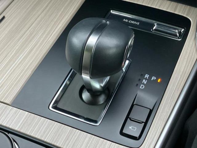 ＣＸ－６０ ＸＤ　Ｌパッケージ　サンルーフ／ＢＯＳＥ／保証書／純正　ＳＤナビ／アイアクティブセンス（マツダ）／シートヒーター／全方位モニター／車線逸脱防止支援システム／シート　合皮／電動バックドア／ドライブレコーダー　前後　禁煙車（18枚目）