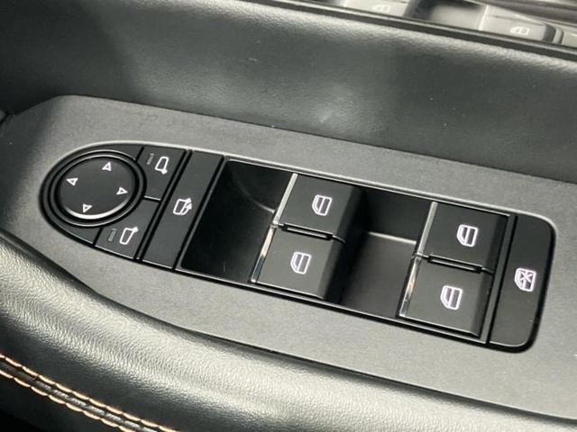 ＣＸ－６０ ＸＤ　Ｌパッケージ　サンルーフ／ＢＯＳＥ／保証書／純正　ＳＤナビ／アイアクティブセンス（マツダ）／シートヒーター／全方位モニター／車線逸脱防止支援システム／シート　合皮／電動バックドア／ドライブレコーダー　前後　禁煙車（29枚目）