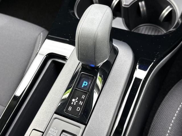 プリウス G 保証書/ディスプレイオーディオ+ナビ8インチ/トヨタセーフティセンス/シートヒーター 前席/車線逸脱防止支援システム/ドライブレコーダー 前後/ヘッドランプ LED/Bluetooth接続 禁煙車(18枚目)