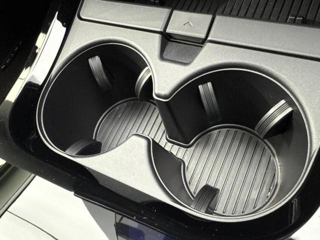 プリウス G 保証書/ディスプレイオーディオ+ナビ8インチ/トヨタセーフティセンス/シートヒーター 前席/車線逸脱防止支援システム/ドライブレコーダー 前後/ヘッドランプ LED/Bluetooth接続 禁煙車(37枚目)