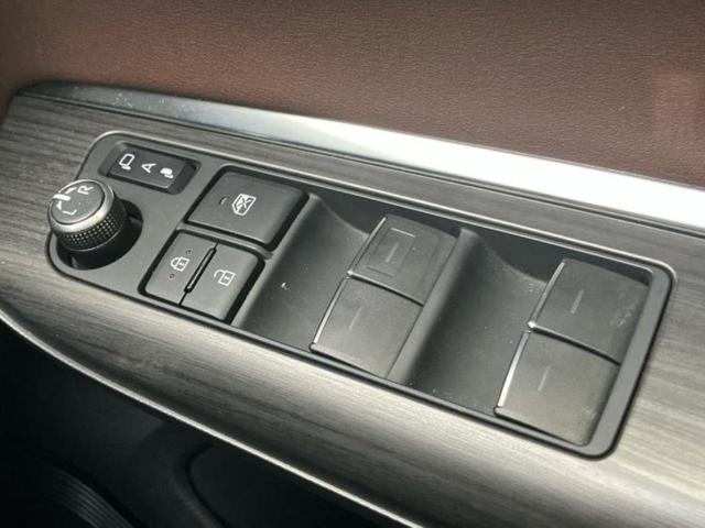 ハリアー Zレザーパッケージ 新品タイヤ/調光パノラマルーフ/JBL/保証書/純正 SDナビ/デジタルインナーミラー/衝突安全装置/シートヒーター 前席/パノラミックビューモニター/車線逸脱防止支援システム/シート フルレザー(29枚目)