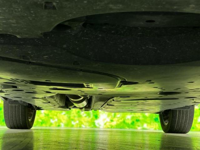 ハリアー Zレザーパッケージ 新品タイヤ/調光パノラマルーフ/JBL/保証書/純正 SDナビ/デジタルインナーミラー/衝突安全装置/シートヒーター 前席/パノラミックビューモニター/車線逸脱防止支援システム/シート フルレザー(46枚目)