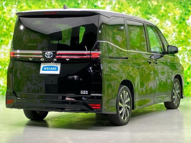 ヴォクシー ハイブリッドＳ－Ｚ　保証書／純正　１０インチ　ＳＤナビ／フリップダウンモニター／トヨタセーフティセンス／両側電動スライドドア／シートヒーター　前席／車線逸脱防止支援システム／シート　ハーフレザー／ドライブレコーダー　前後（3枚目）