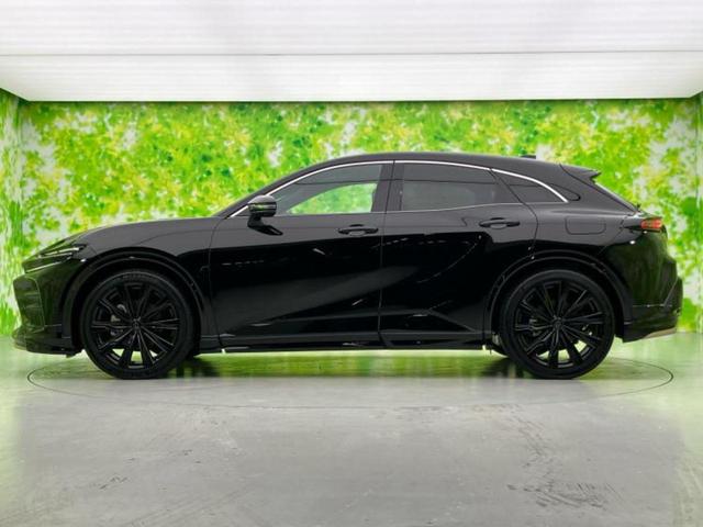 クラウンスポーツ ４ＷＤ　Ｚ　ガラスルーフ／モデリスタエアロ／保証書／ディスプレイオーディオ＋ナビ１２．３インチ／デジタルインナーミラー／トヨタセーフティセンス／シートヒーター／全方位モニター／車線逸脱防止支援システム　革シート（2枚目）