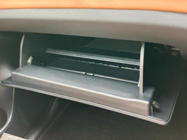 クラウンスポーツ ４ＷＤ　Ｚ　ガラスルーフ／モデリスタエアロ／保証書／ディスプレイオーディオ＋ナビ１２．３インチ／デジタルインナーミラー／トヨタセーフティセンス／シートヒーター／全方位モニター／車線逸脱防止支援システム　革シート（39枚目）