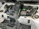 4WD KC 新品タイヤ/保証書/セーフティサポート(スズキ)/アイドリングストップ/エアバッグ 運転席/エアバッグ 助手席/衝突安全ボディ/オートライト/マニュアルエアコン/取扱説明書/ユーザー買取車 4WD(28枚目)