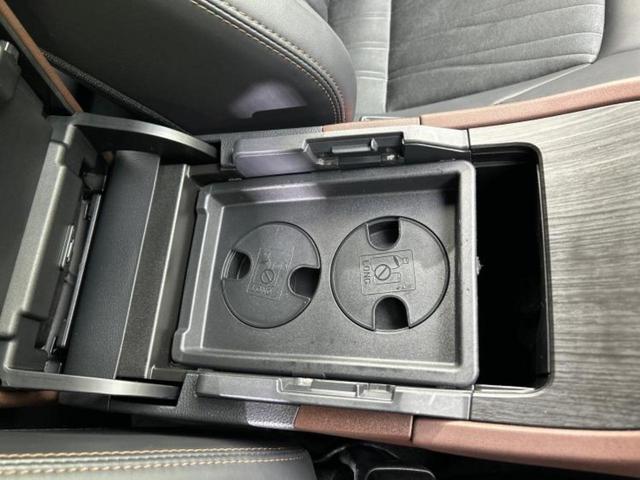 ハリアーハイブリッド Z 保証書/純正 SDナビ/デジタルインナーミラー/衝突安全装置/パノラミックビューモニター/車線逸脱防止支援システム/シート 合皮/パーキングアシスト バックガイド/電動バックドア 衝突被害軽減システム(34枚目)