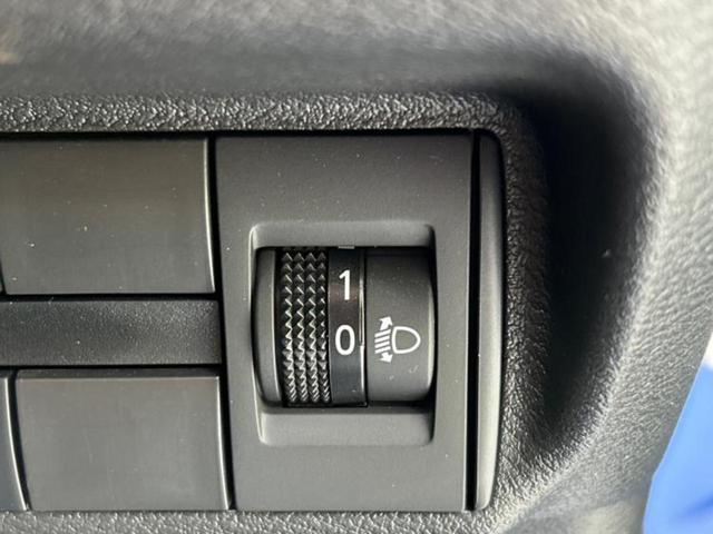 デイズ 4WDハイウェイスターXプロパイロットエディション 新品タイヤ/保証書/純正 9インチ SDナビ/衝突安全装置/シートヒーター/全方位モニター/車線逸脱防止支援システム/プロパイロット/ドライブレコーダー 前後/ヘッドランプ HID/USBジャック(29枚目)