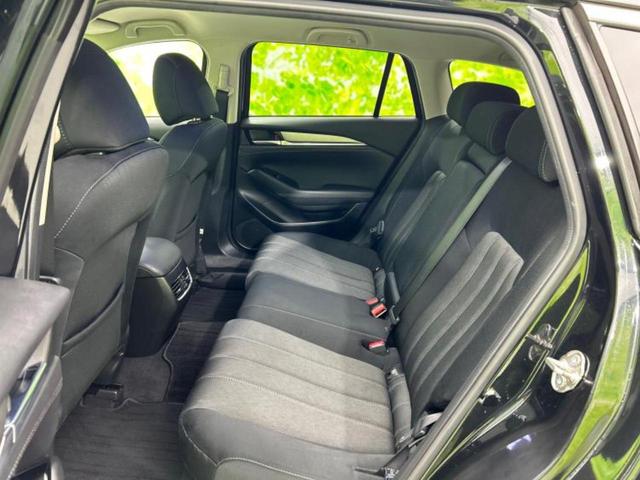 ＷＥＣＡＲＳでは各商談席に大型モニターをご用意しております！見やすい大画面でゆったりと全国の在庫をご覧いただけます！是非ご来店お待ちしております！