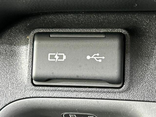 シエンタ ハイブリッドＺ　新品タイヤ／ディスプレイオーディオ＋ナビ／衝突安全装置／両側電動スライドドア／パノラミックビューモニター／車線逸脱防止支援システム／パーキングアシスト　バックガイド　衝突被害軽減システム　全周囲カメラ（38枚目）