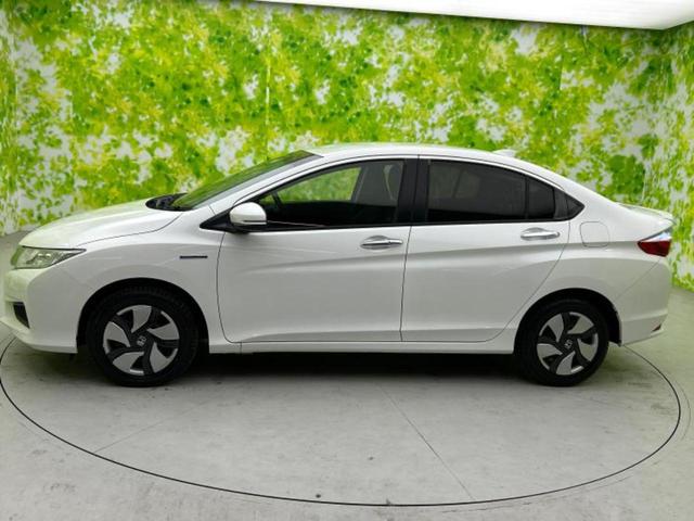 グレイス ハイブリッドLX 新品タイヤ/保証書/純正 SDナビ/パーキングアシスト バックガイド/ヘッドランプ LED/Bluetooth接続/ETC/EBD付ABS/横滑り防止装置/アイドリングストップ バックカメラ(2枚目)