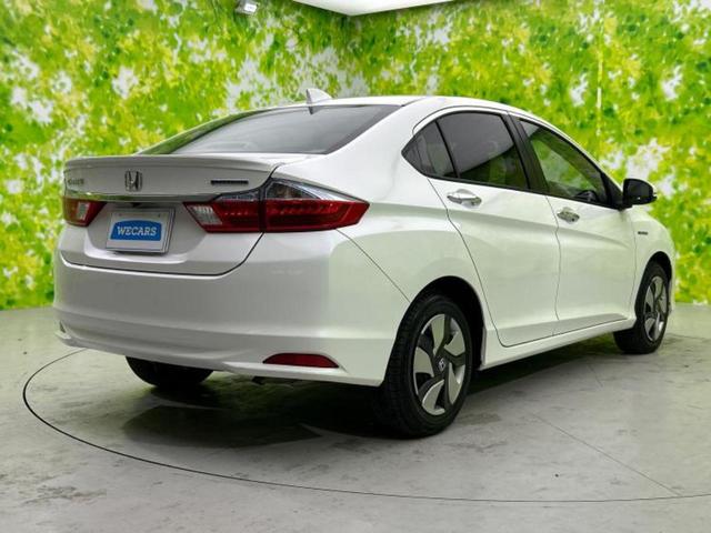 グレイス ハイブリッドLX 新品タイヤ/保証書/純正 SDナビ/パーキングアシスト バックガイド/ヘッドランプ LED/Bluetooth接続/ETC/EBD付ABS/横滑り防止装置/アイドリングストップ バックカメラ(3枚目)