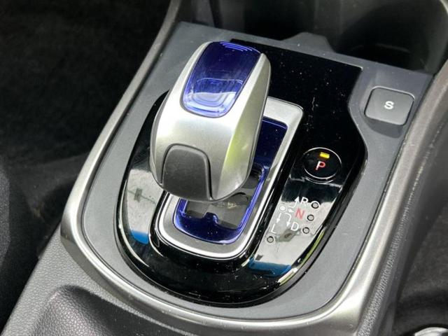 グレイス ハイブリッドLX 新品タイヤ/保証書/純正 SDナビ/パーキングアシスト バックガイド/ヘッドランプ LED/Bluetooth接続/ETC/EBD付ABS/横滑り防止装置/アイドリングストップ バックカメラ(23枚目)