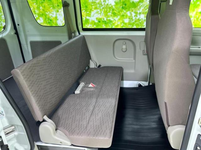 NV100クリッパーバン 4WD DX 保証書/ドライブレコーダー 社外/EBD付ABS/横滑り防止装置/禁煙車/エアバッグ 運転席/エアバッグ 助手席/パワーウインドウ/パワーステアリング/オートライト/マニュアルエアコン/定期点検記録簿(5枚目)