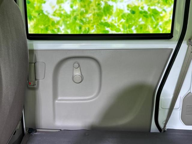 NV100クリッパーバン 4WD DX 保証書/ドライブレコーダー 社外/EBD付ABS/横滑り防止装置/禁煙車/エアバッグ 運転席/エアバッグ 助手席/パワーウインドウ/パワーステアリング/オートライト/マニュアルエアコン/定期点検記録簿(22枚目)