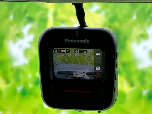 NV100クリッパーバン 4WD DX 保証書/ドライブレコーダー 社外/EBD付ABS/横滑り防止装置/禁煙車/エアバッグ 運転席/エアバッグ 助手席/パワーウインドウ/パワーステアリング/オートライト/マニュアルエアコン/定期点検記録簿(28枚目)